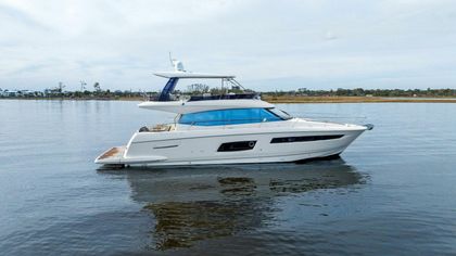 59' Prestige 2017 Yacht For Sale